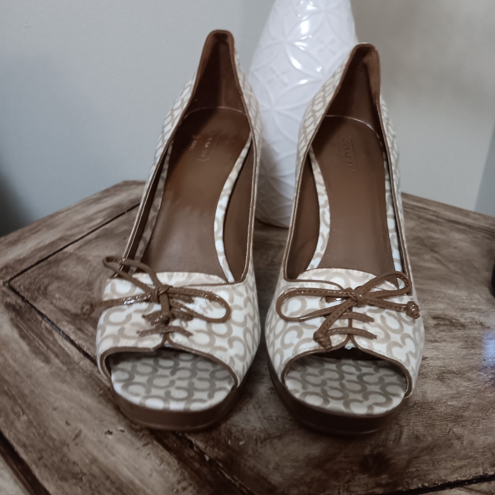 Like New Coach Sandals